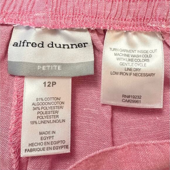 2/$15 Alfred Dunner Garden Party Linen Cropped Pants Pink Eyelet Size 12P - Picture 6 of 7